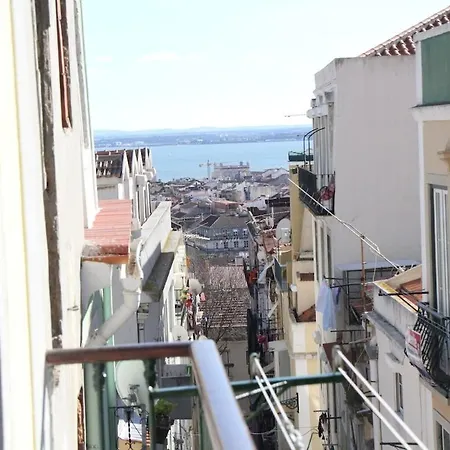 Martim Vaz I - Downtown Лиссабон